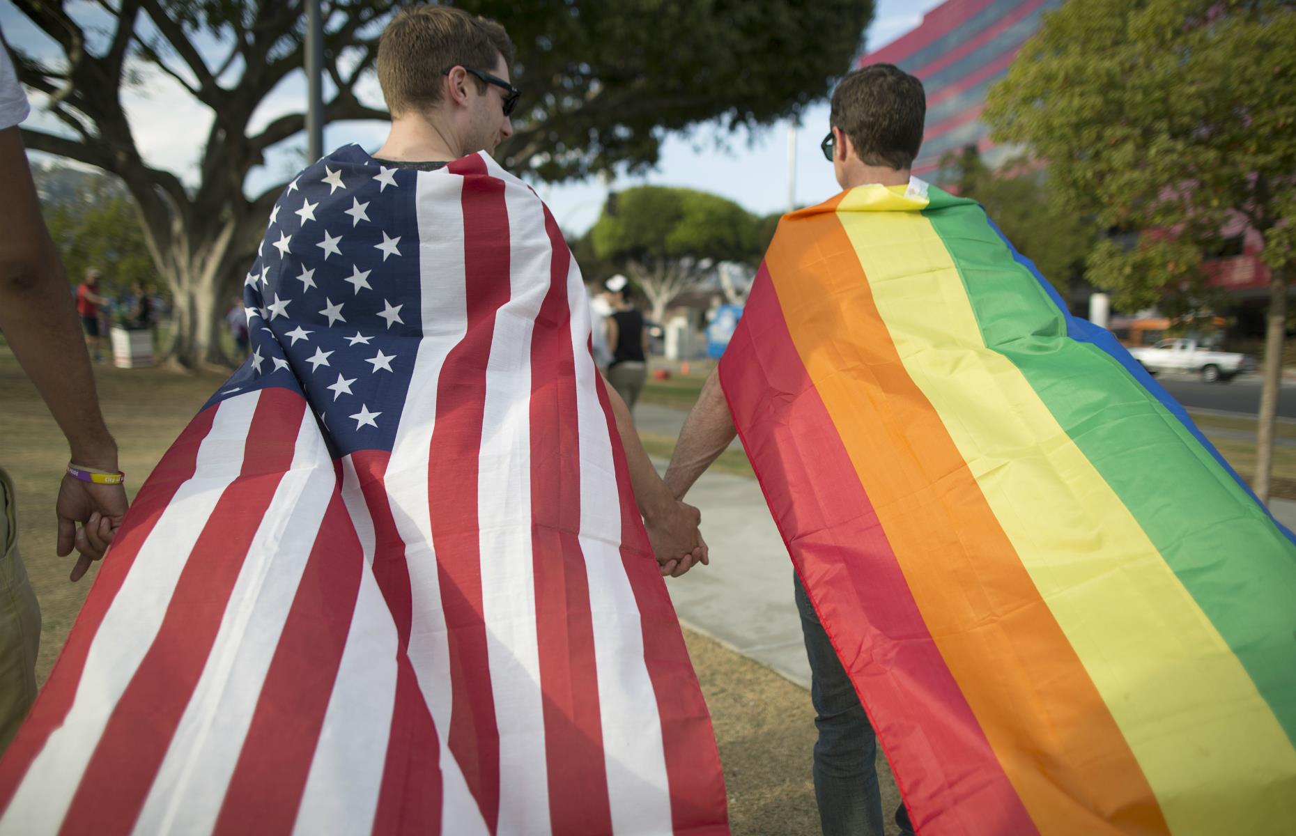 2015: US Supreme Court affirms same-sex marriage
